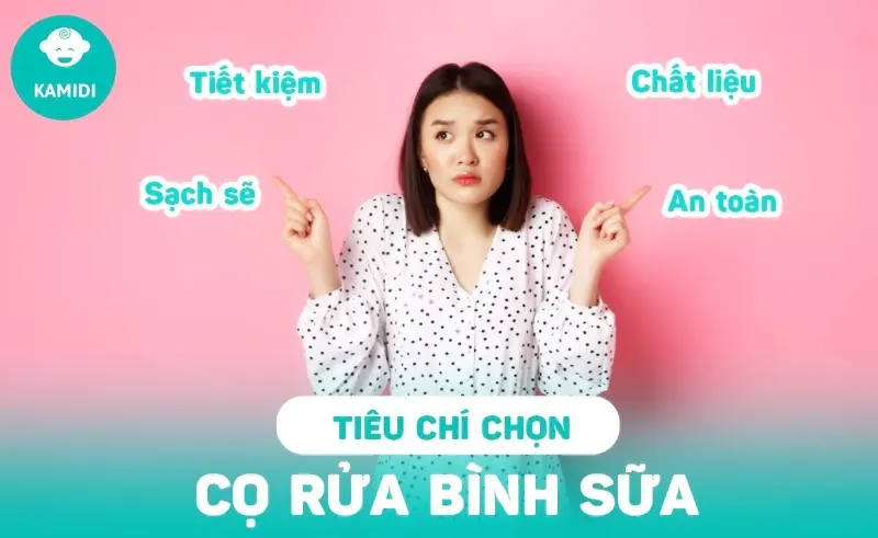 Mẹ có nên dùng cọ rửa bình sữa cho bé