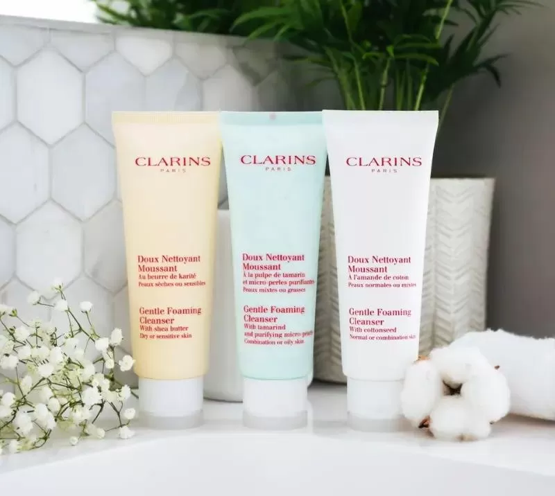 Sữa rửa mặt Clarins cho da dầu & da hỗn hợp Gentle Foaming Cleanser With Tamarind For Combination/Oily Skin