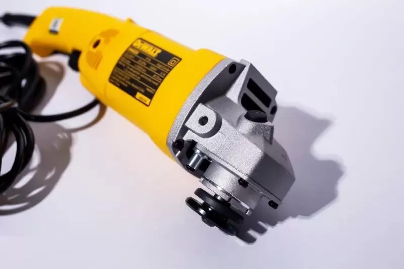 Máy mài cầm tay Dewalt DW830