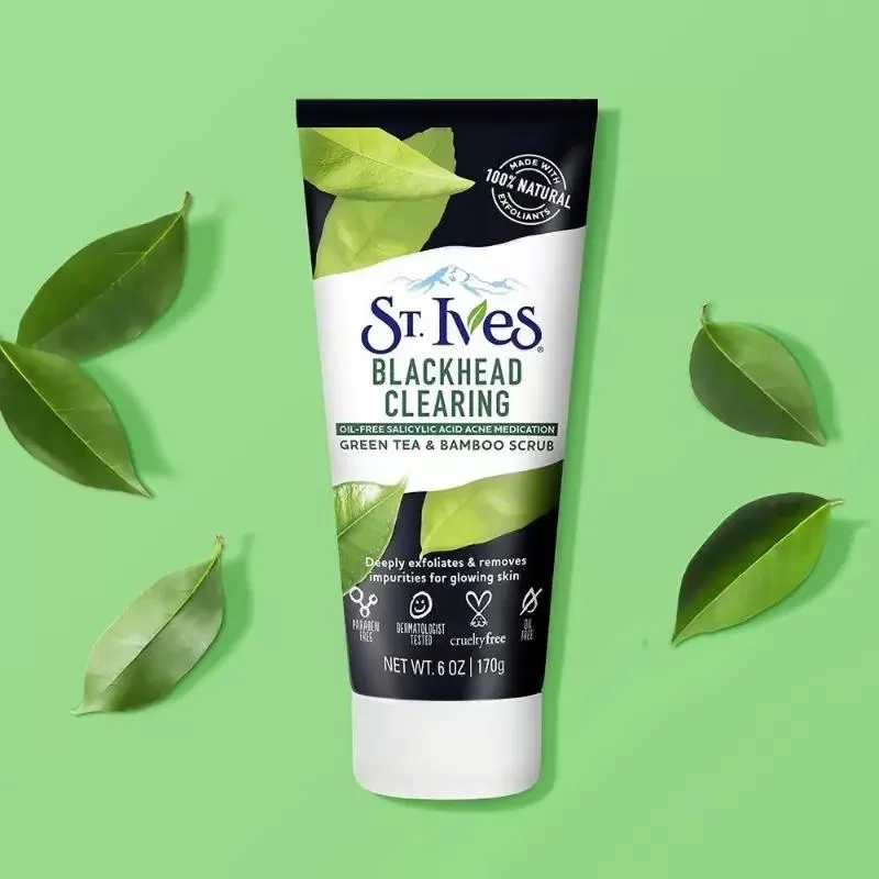 Sữa rửa mặt trà xanh, than tre St.Ives Blackhead Clearing trị mụn đầu đen