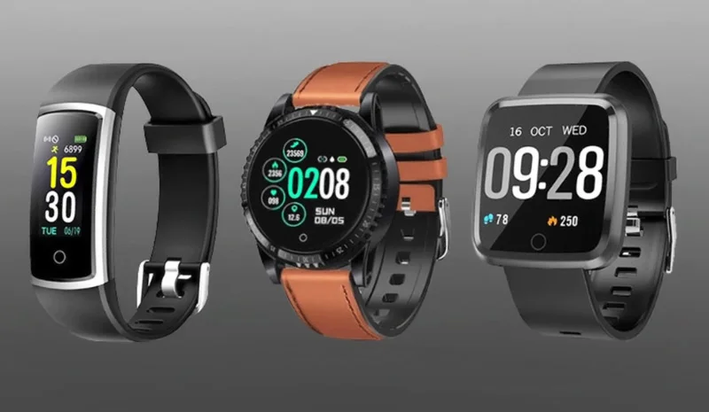 Nên mua vòng tay thông minh hay smartwatch